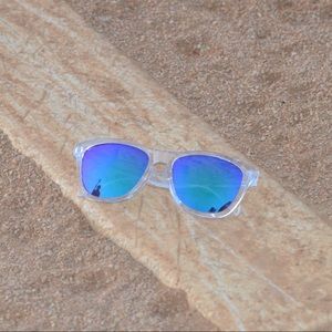 Green/Blue Mirrored Sunglasses